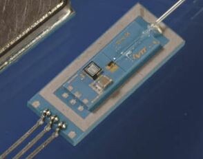high-accuracy multi-chip die bonding